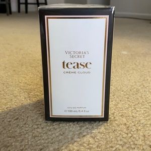 Victoria’s Secret Tease Créme Cloud